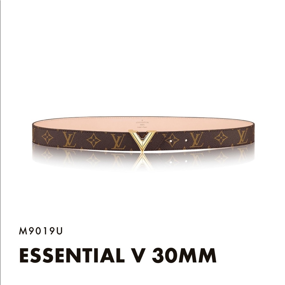 Louis Vuitton Essential V 30MM belt size 90